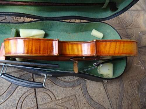 ANTIQUE J THIBOUVILLE-LAMY 4/4 VIOLIN