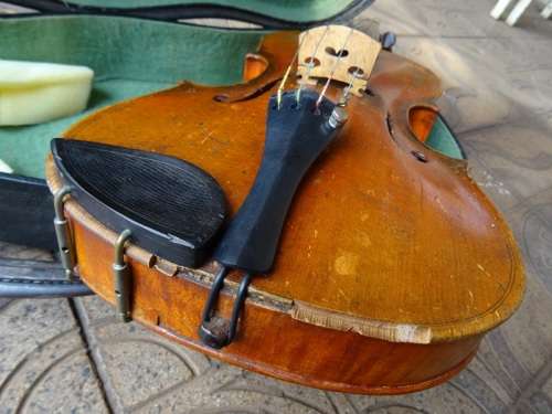 ANTIQUE J THIBOUVILLE-LAMY 4/4 VIOLIN