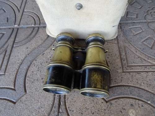 WW2 BINOCULAR CASE WITH BRASS BINOCULARS