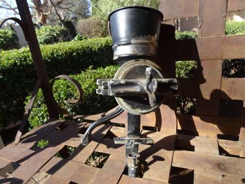 VINTAGE LARGE NO 3 COFFER / SPICE GRINDER
