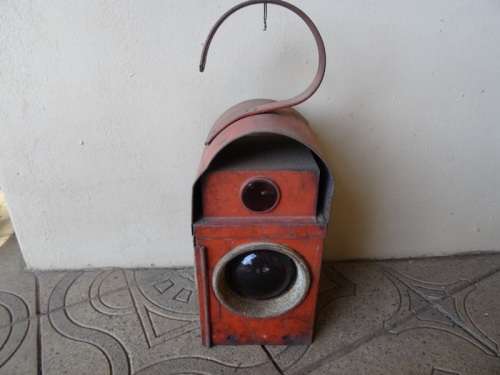 VINTAGE RAILWAY LANTERN