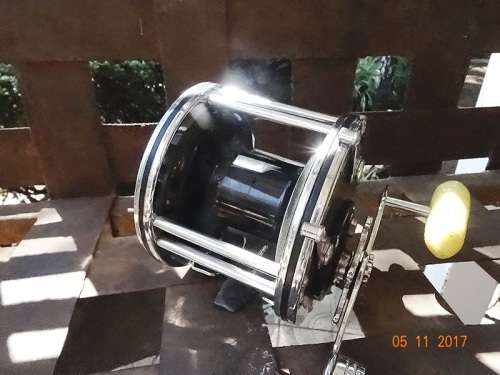 VINTAGE PENN 49 SUPER MARINER GREAT CONDITION