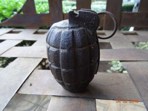 WW 2 NO 36 MILL'S BOMB 1944 DEACTIVATED