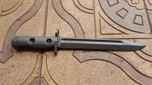 AUSTRALIAN SLR BAYONET FIGHTING KNIFE