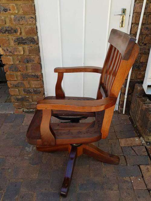 ANTIQUE TEAK OFFICE SWIVEL CHAIR