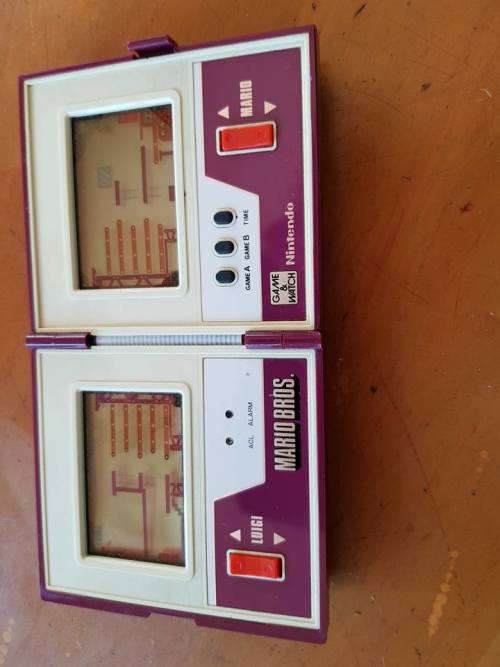 VINTAGE NINTENDO MARIO BROS WATCH AND GAME JAPAN
