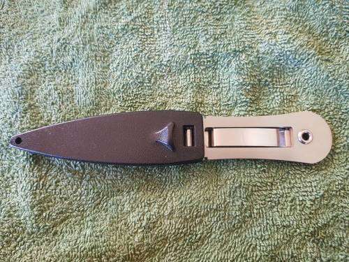 GERBER BLACKIE COLLINS RIVER RUN DIVERS KNIFE
