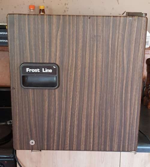VINTAGE FROST LINE BAR/CARAVAN FRIDGE
