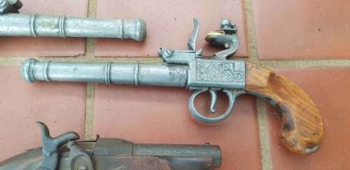 3  VINTAGE REPLICA PISTOLS