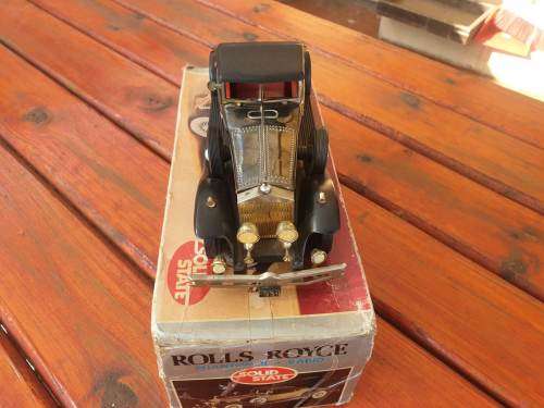 1970`S SOLID STATE ROLLS ROYCE PHANTOM II RADIO WORKING 1/18 SCALE