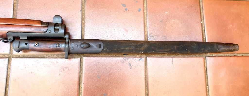 EXCELLENT 1917 WW1 SMLE 303 WITH WILKINSON BAYONET EX , RHODESIAN NON FUNCTIONAL DISPLAY