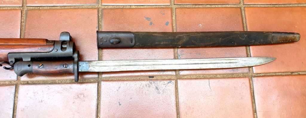 EXCELLENT 1917 WW1 SMLE 303 WITH WILKINSON BAYONET EX , RHODESIAN NON FUNCTIONAL DISPLAY