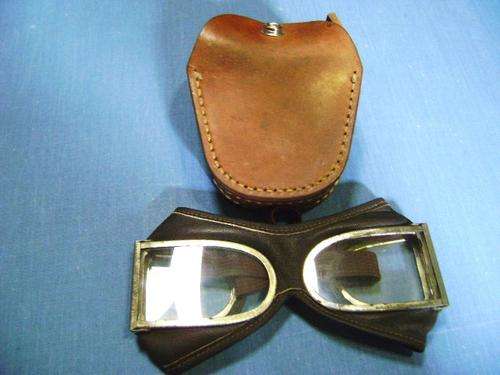 VINTAGE EX-MILITARY MOTO GOGGLES