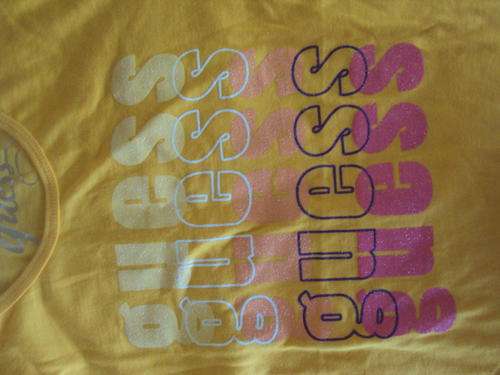 GUESS ladies t'shirt (medium)