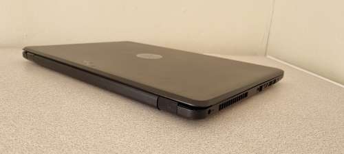 HP 15-BS015DX - Intel Core i5 7th Gen, 8Gb DDR4 Ram, 240Gb SSD, Windows 10 Home x64