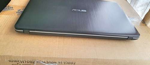 ASUS VivoBook X540SA - 500GB HDD, WINDOWS 10 HOME SL x64, USB 3.0, USB TYPE C, HDMi, VGA