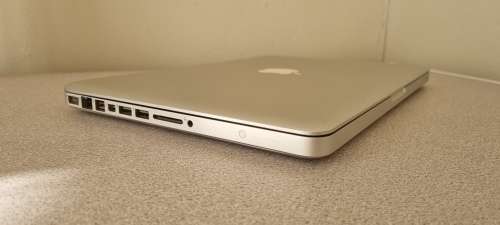 **Macbook Pro 2012 - Core i5, 10GB RAM, 1000GB HDD, Cycle count 2!!!!!!!**