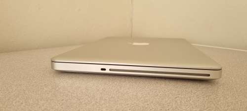 **Macbook Pro 2012 - Core i5, 10GB RAM, 1000GB HDD, Cycle count 2!!!!!!!**