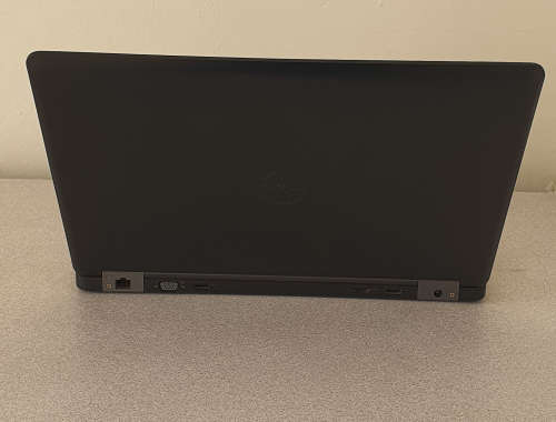 Dell Latitude E5550 - i5 5TH GEN | 8GB RAM | 1000GB HDD | WINDOWS 10 PRO x64