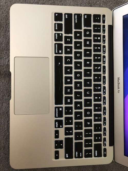 Macbook Air 11inch (Early 2015) - Intel Core i5, 256GB SSD, 8GB RAM, macOS