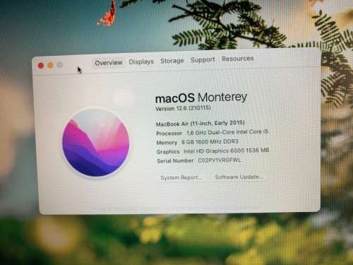 Macbook Air 11inch (Early 2015) - Intel Core i5, 256GB SSD, 8GB RAM, macOS