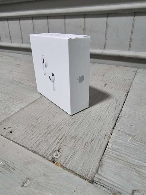 DONT MISS OUT!! LATEST AIRPODS 3