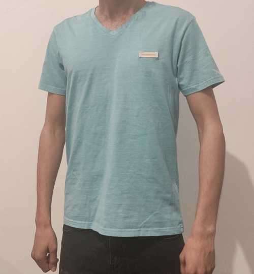 BRANDED T-SHIRT ** RIPCURL ** LARGE