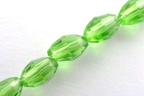 Facetted oval, green, 6x8mm, 10pcs