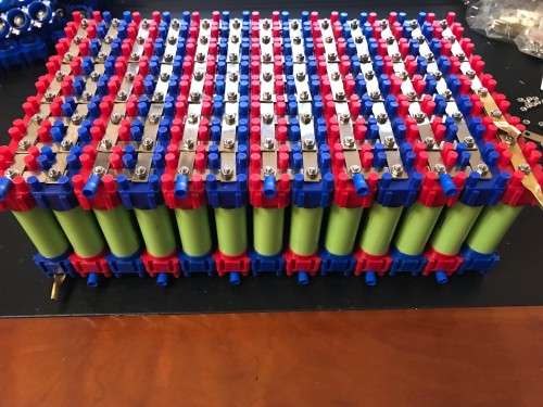 No Spot Welding. Colour Coded Vruzend DIY Solderless 18650 Battery Holders.