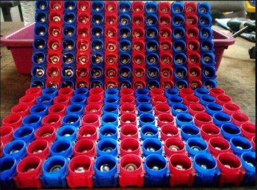 No Spot Welding. Colour Coded Vruzend DIY Solderless 18650 Battery Holders.