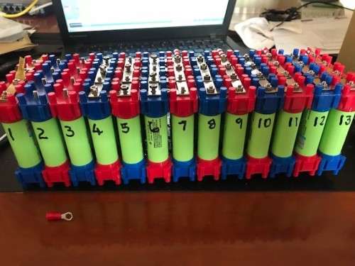 Vruzend V1.5 DIY Solderless 18650 Battery Holder No Spot Welding. Colour Coded Kit