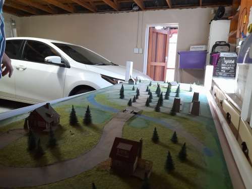 Crazy R1.00 start HO layout