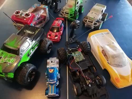 Radio Control Cars. Spares repaires. Some working.