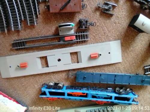 Ho Scale Lima lot