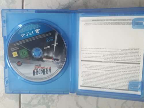 7 Ps4 Games!   In complete working condition.