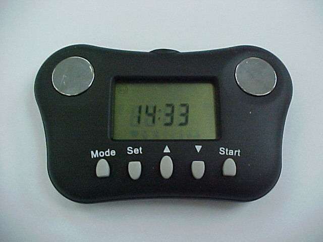 BODY FAT AND WATER CONTENT ANALYSER. FOR WEIGHT LOSS. SIMPLE AND QUICK TO USE.