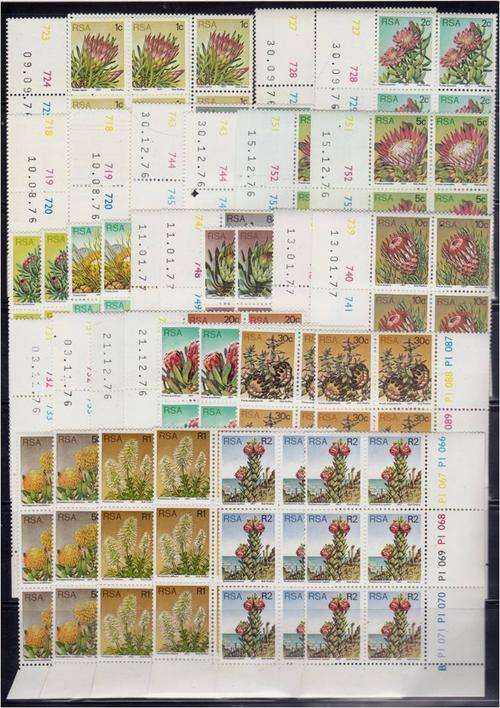 RSA  Protea controls - 1st printing  A + B panes  suprb  MNH