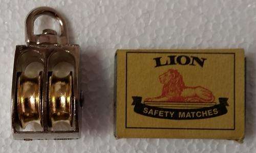 Awning Pulley 25mm Double, swivel