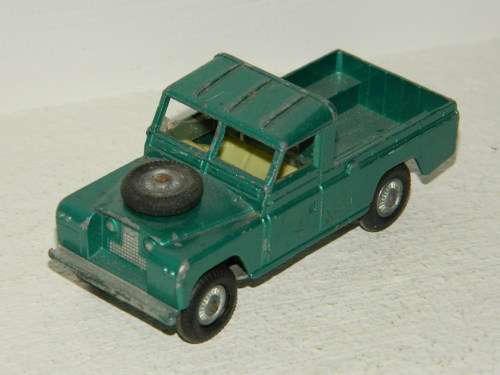 CORGI TOYS - 438 - LAND ROVER (109"W.B.)