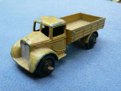 DINKY TOYS  -  22c  -   MOTOR TRUCK