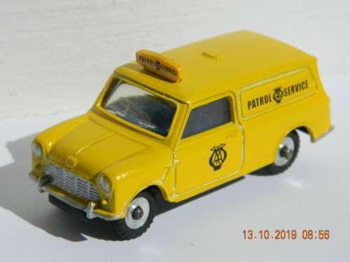 DINKY TOYS - 274 - MINI MINOR VAN  ' A..A'