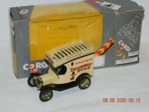 CORGI CLASSICS  -  C865/2  -  FORD MODEL T