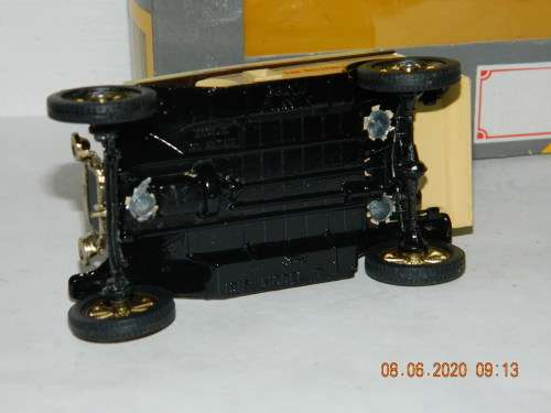 CORGI CLASSICS  -  C865/2  -  FORD MODEL T