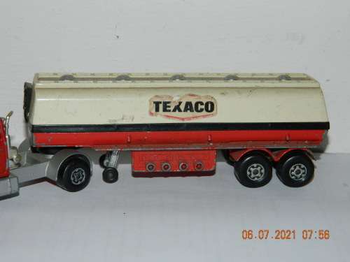 MATCHBOX -  SUPER KINGS  -  K10/16 -  FORD LTS TRACTOR WITH ARTICULATED TANKER