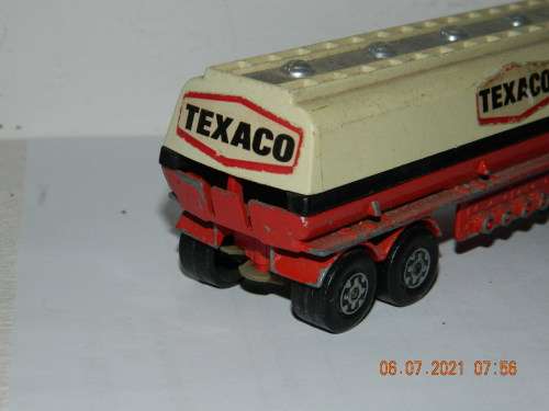 MATCHBOX -  SUPER KINGS  -  K10/16 -  FORD LTS TRACTOR WITH ARTICULATED TANKER