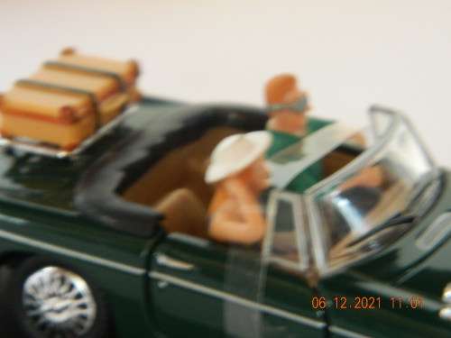 HONGWELL - CARARAMA  -  MGB  CONVERTIBLE WITH CARAVAN