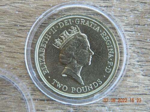1986 -  TWO POUND  - COIN -  GREAT BRITAIN - (VERY RARE)