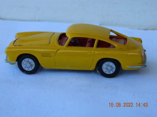 CORGI TOYS -  218   -   ASTON MARTIN D.B. 4