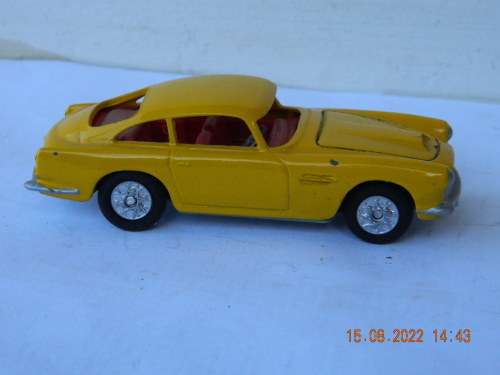 CORGI TOYS -  218   -   ASTON MARTIN D.B. 4