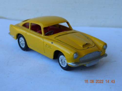CORGI TOYS -  218   -   ASTON MARTIN D.B. 4